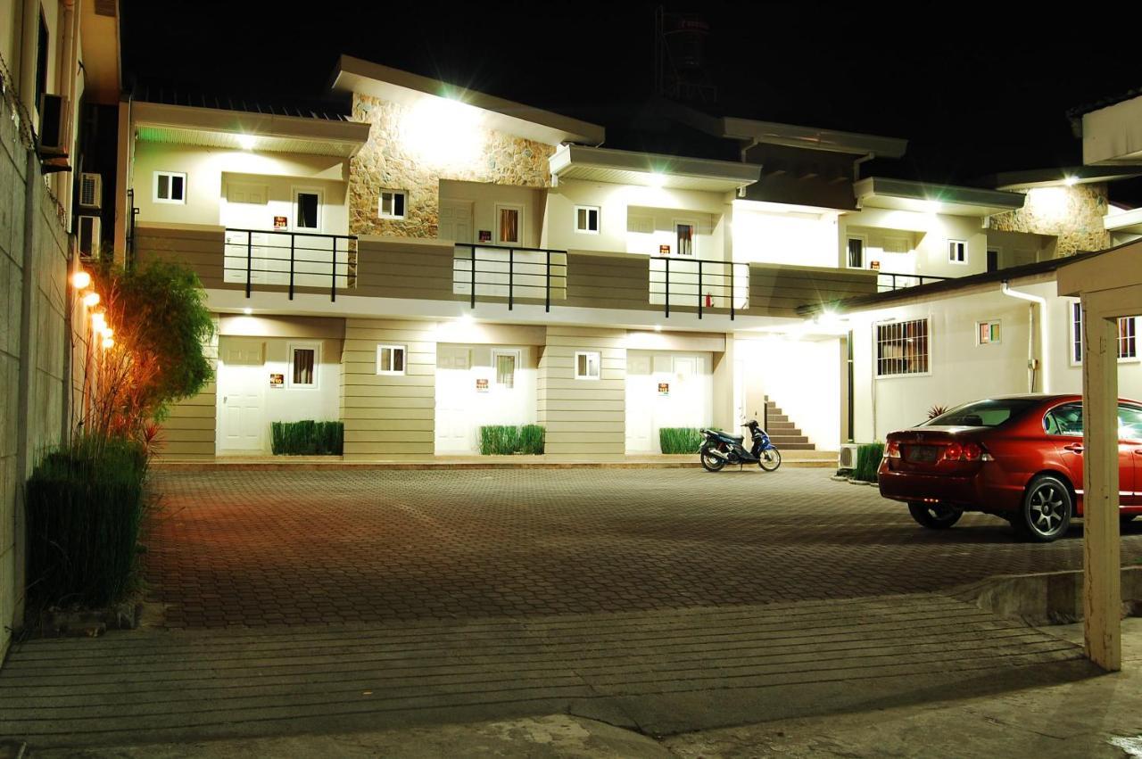 Rumi Apartelle Hotel Angeles Dış mekan fotoğraf